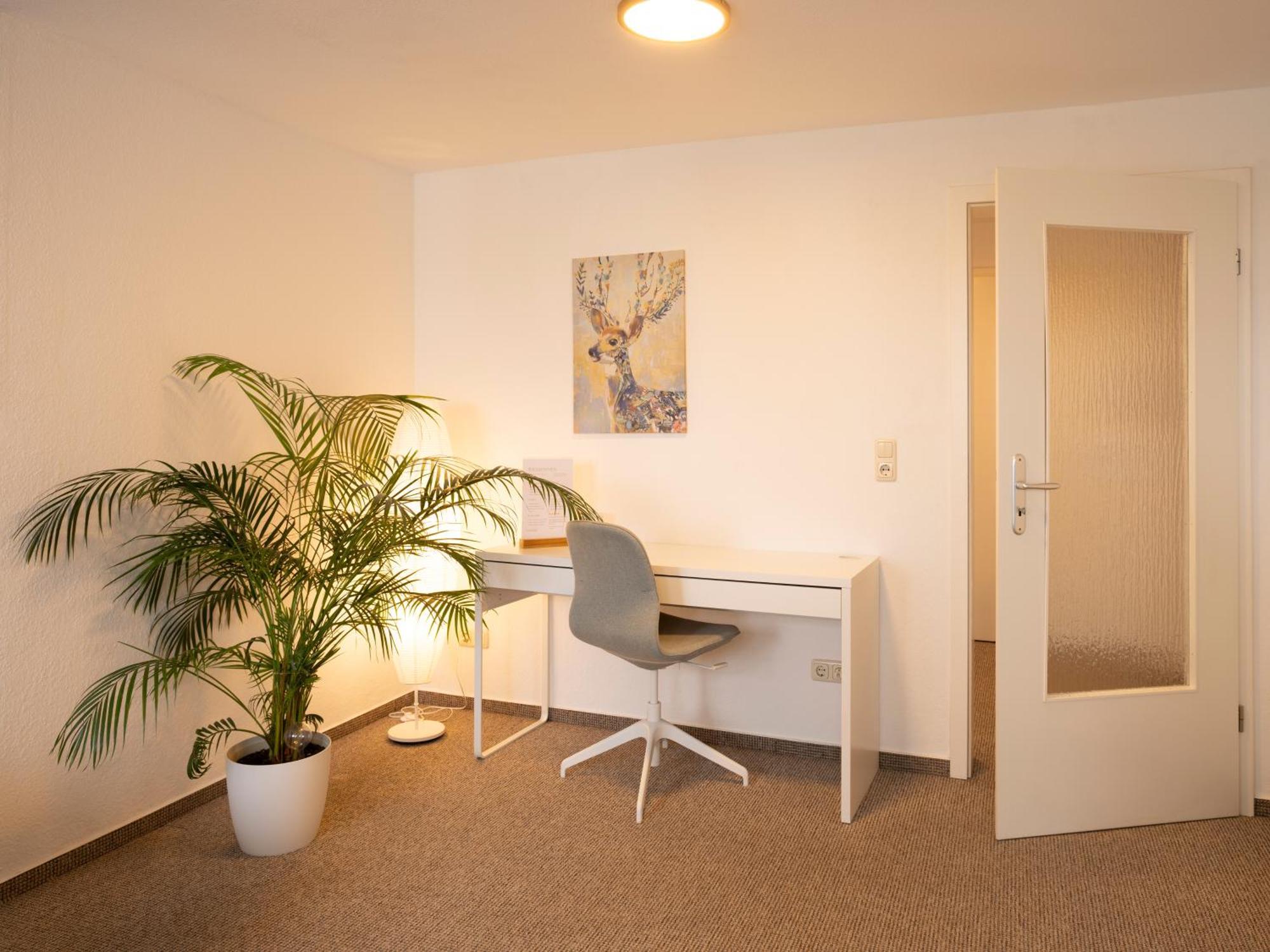 Schlosskoenig - Modernes & Zentrales Apartment Mit Balkon Und Arbeitsplatz Schwerin  Exterior photo
